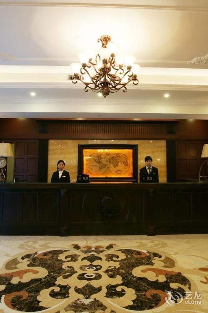 Big Apple Hotel Шаньтоу Экстерьер фото